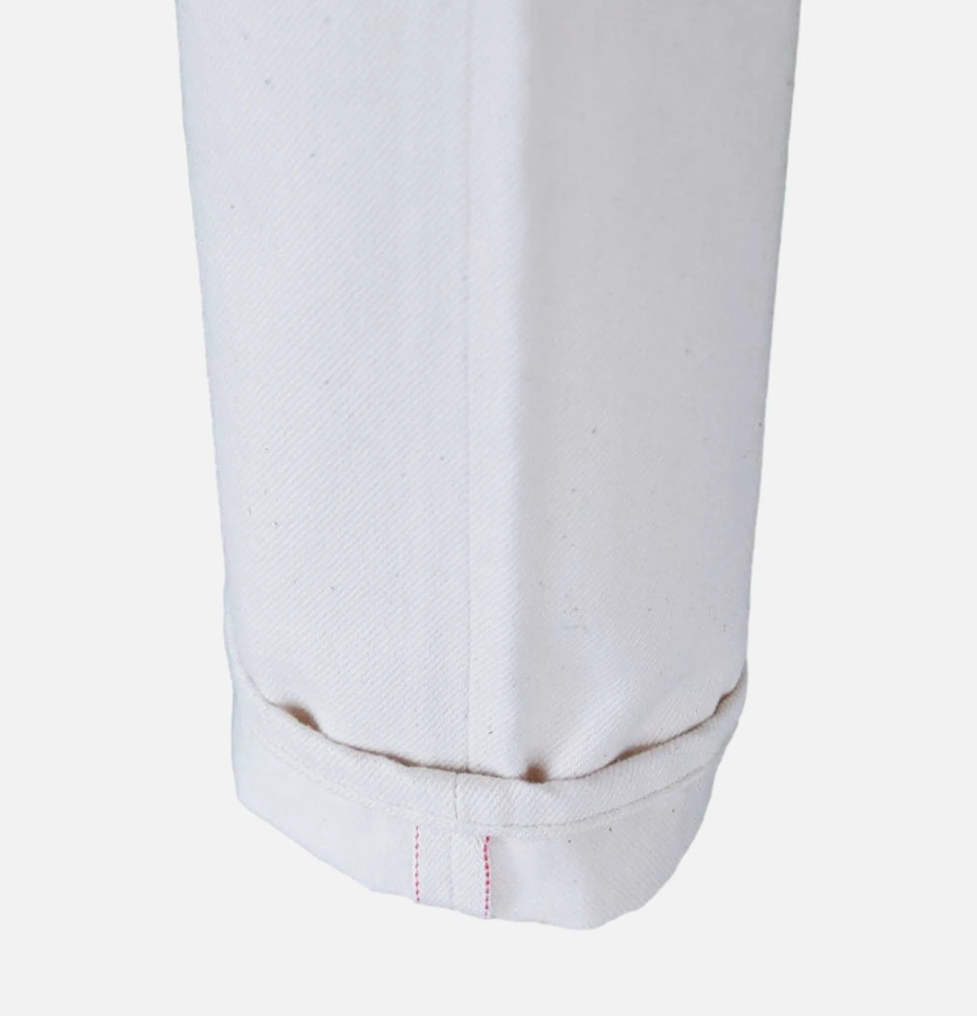 HATSKI Regular Tapered Jean Katsrugi Ecru