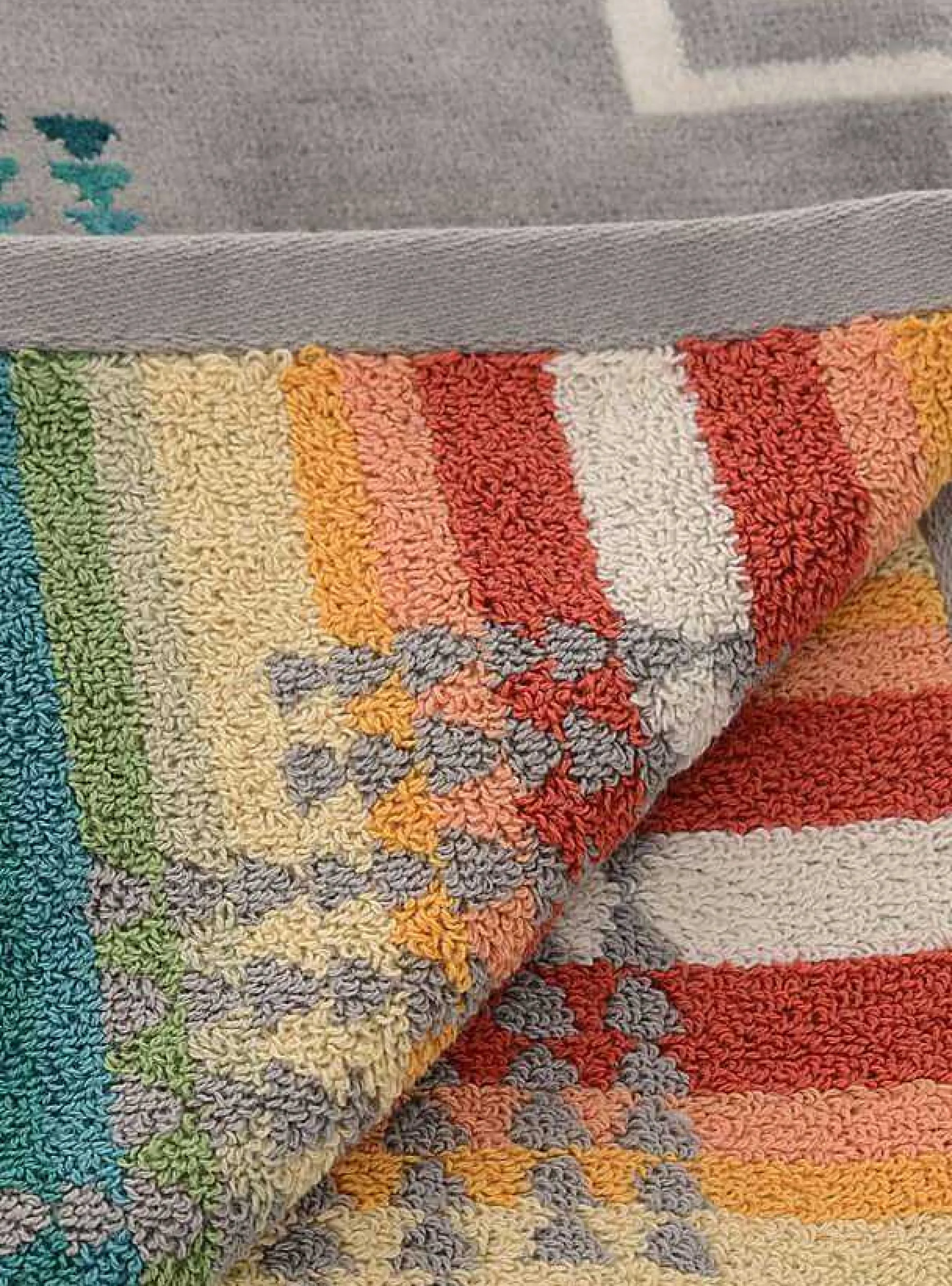 PENDLETON Jacquard Towel Chief Joseph Grey